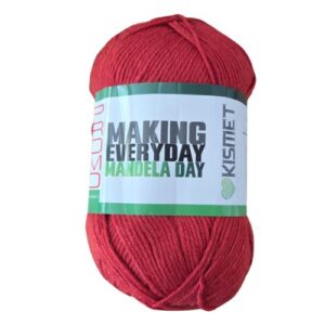 67 Blankets Promo Chunky - Colour PC13 - Vermilion